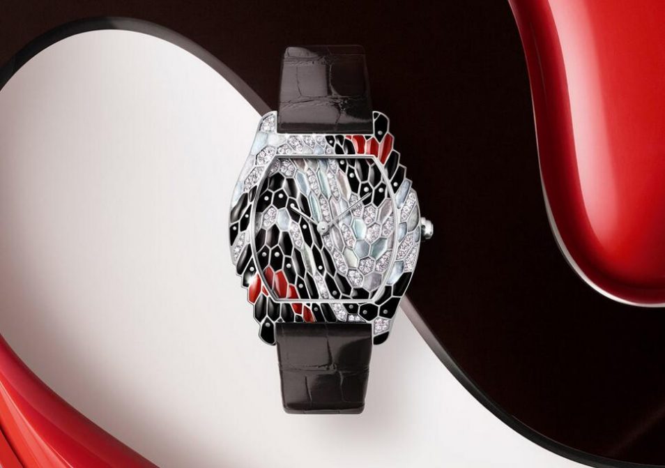 US online Cartier Libre fake watches: The feminine collection that reimagines traditional watches shapes