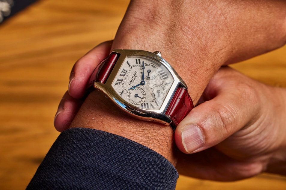 Swiss Replica Cartier Tortue Collection Privée Cartier Perpetual Calendar ref. 2540